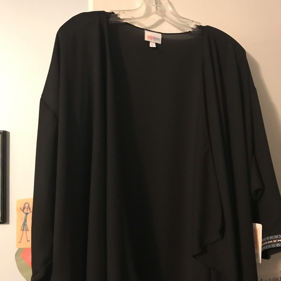 NWT Lularoe Shirley - Picture 1 of 3